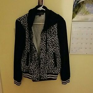 Cheetah sweatshirt !