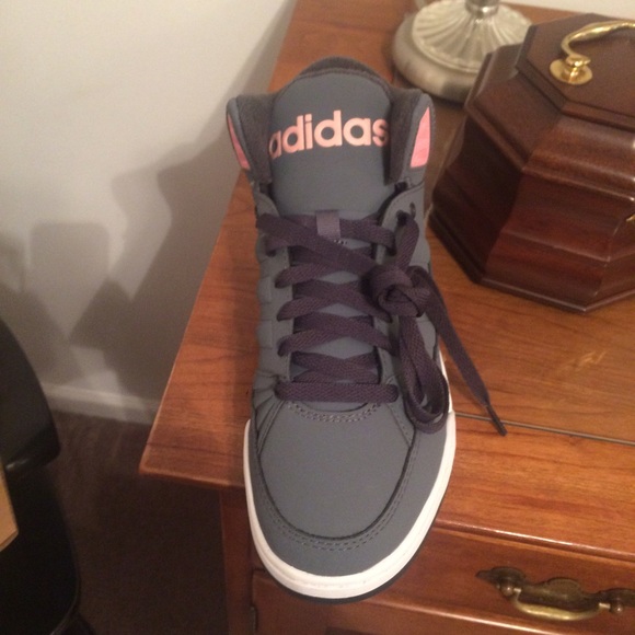 Adidas Sneakers brand new NEVER WORN