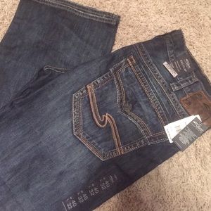 New Men's Silver Jeans Sz 40 x 32