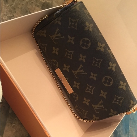 Louis Vuitton Favorite PM