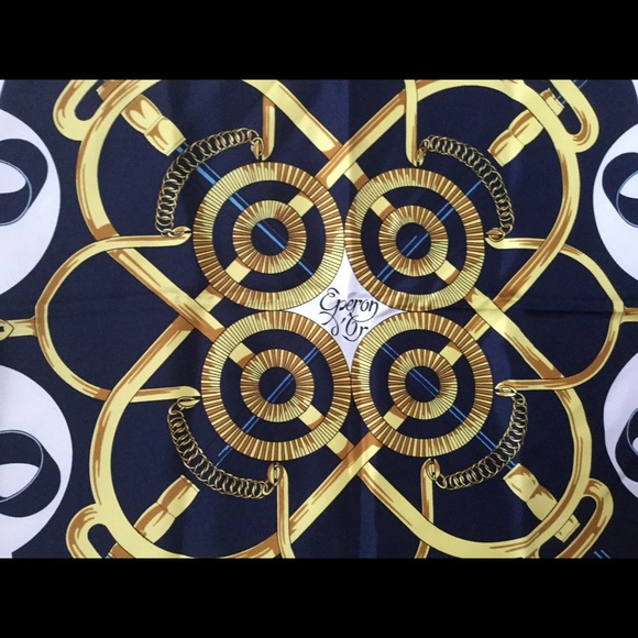 Hermes Eperon D'Or silk scarf new with out tags . - Picture 4 of 4