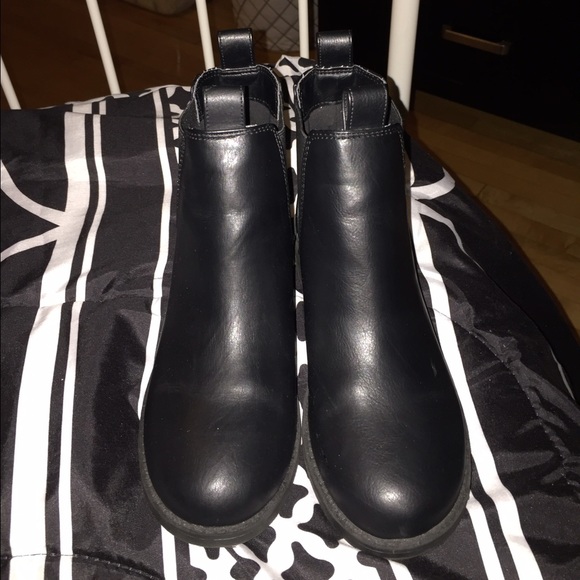 Chelsea boots
