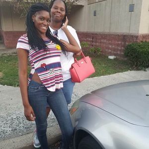 Meet your Posher, Takeya