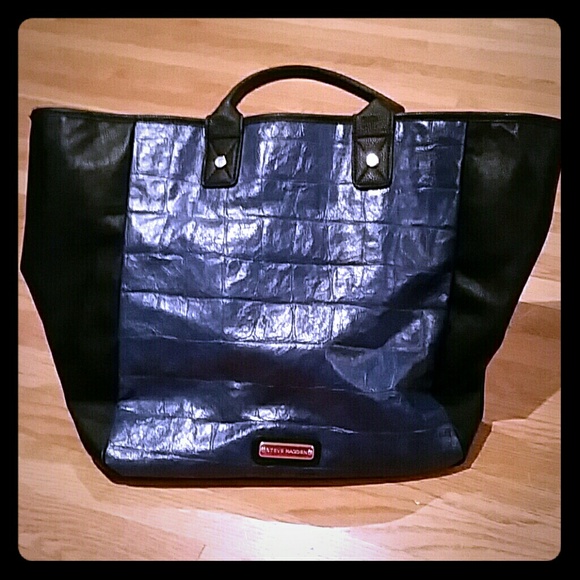 Steve Madden Tote