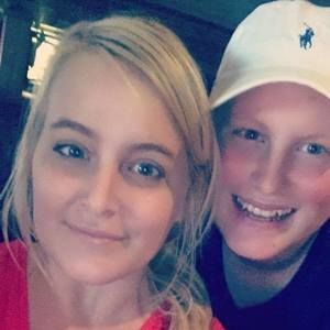 Meet your Posher, Ethan