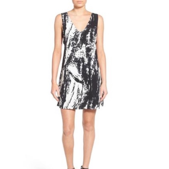 Side strap shift dress
