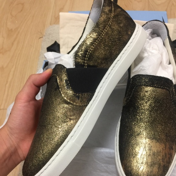 Lanvin gold sneakers 37