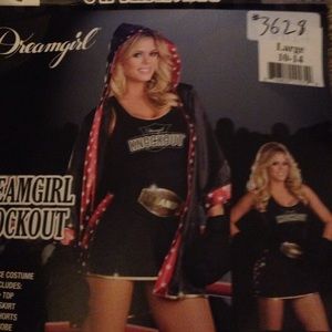 Boxing halloween costume! Fits like a small