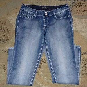 Ariya Novara Curvy Soft Denim Jegging