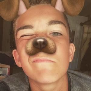 Meet your Posher, Zachary