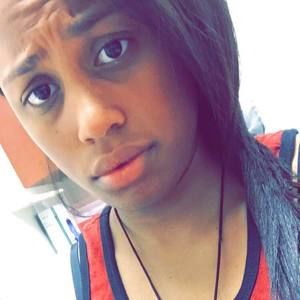 Meet your Posher, Anneyra