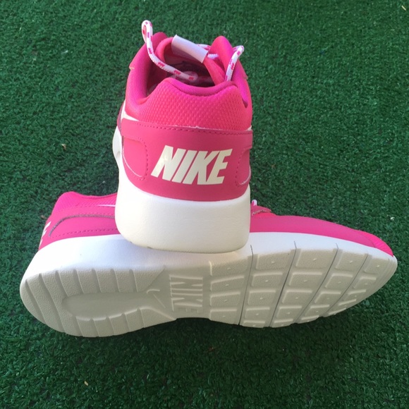 Nike Kaishi (Roshe) women's pink white sneakers - Picture 4 of 4