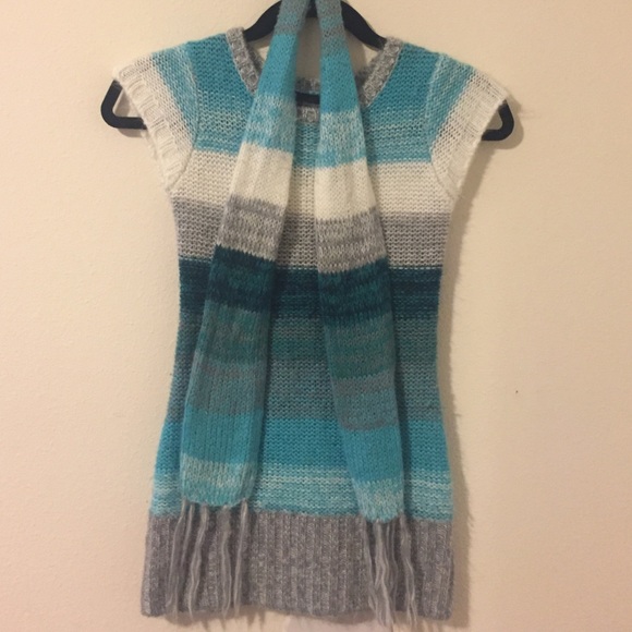 Lovely sweater dress/tunic with matching scarf