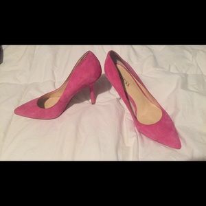GUESS Pointed toe heels.