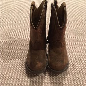 Size 7 cowboy boots