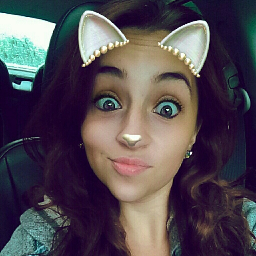 Meet your Posher, Savannah