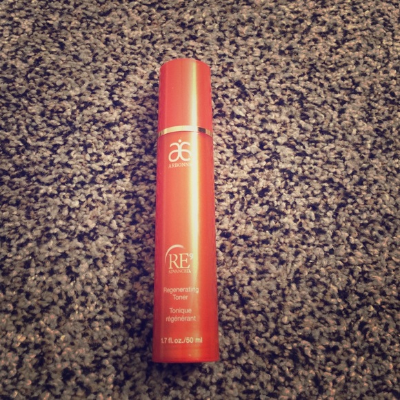 Arbonne RE9 Regenerating Toner