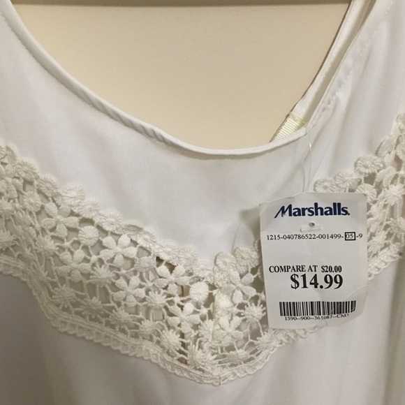 NWT Never Worn Fringe and Lace Sleeveless Blouse - Picture 4 of 4