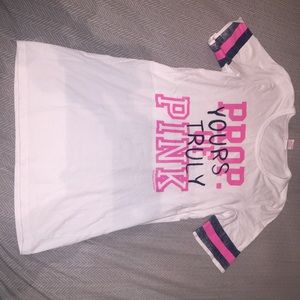 PINK tee **SMOKE FREE**