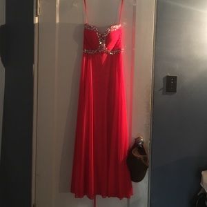 David's Bridal strapless prom dress