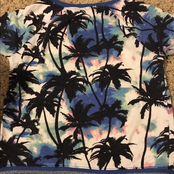 Sweater - Picture 2 of 3