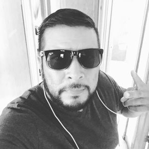 Meet your Posher, Eli