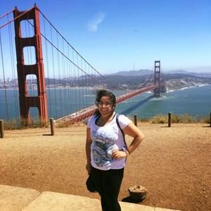 Meet your Posher, Estefania