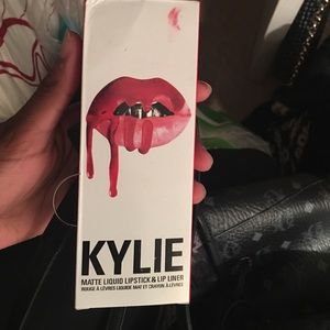 Kylie lip kit
