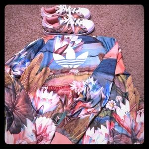 ADIDAS TRACK JACKET& SUPERSTARS✨✨