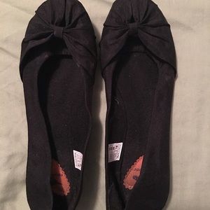 Size 7 Rocketdog black cloth flats.