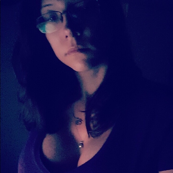 Meet your Posher, Yvonne - Picture 5 of 5