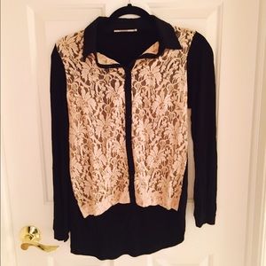 Collard lace long sleeve by LANGUAGE