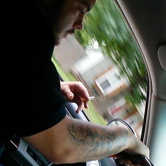 Meet your Posher, Joshua - Picture 1 of 1