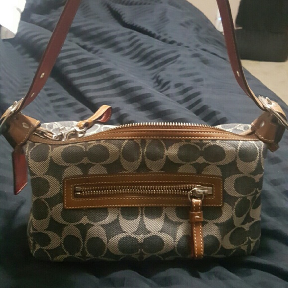 Coach purse - Picture 1 of 2
