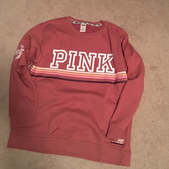 PINK Victoria's Secret Tops - PINK OVERSIZED CREW