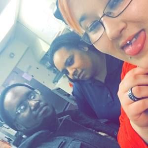 Meet your Posher, Hillary