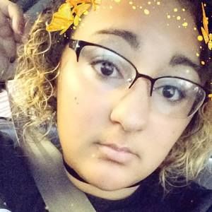 Meet your Posher, Ambria