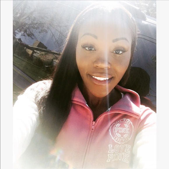 Meet your Posher, Deraesha - Picture 1 of 1