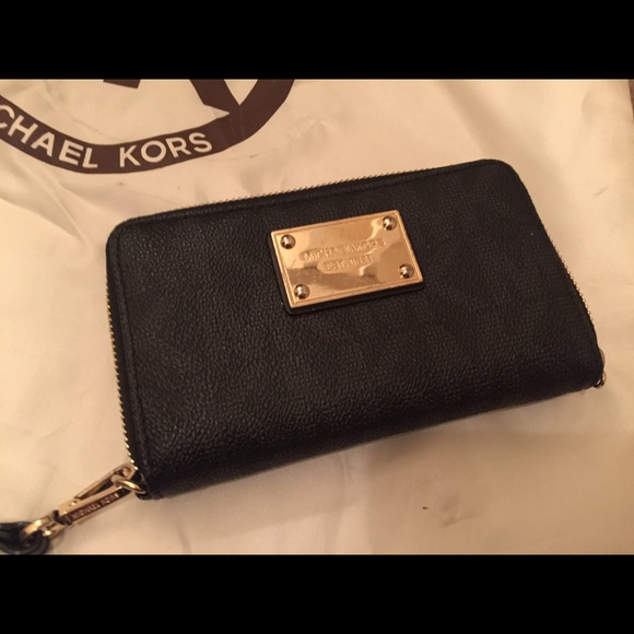 Michael Kors Set - Picture 2 of 4