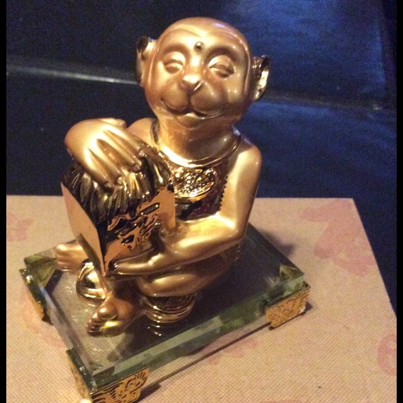 Feng Shui money bag monkey statue - Picture 1 of 4