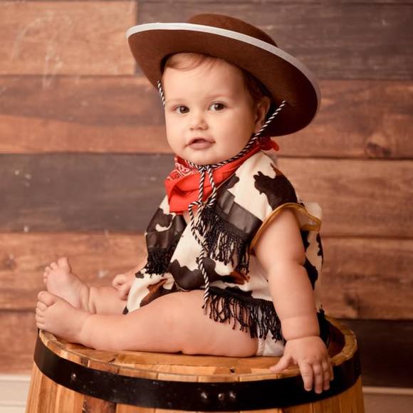 Meet your Posher, Jessica - Picture 1 of 1