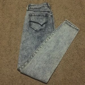 High wasted jeans