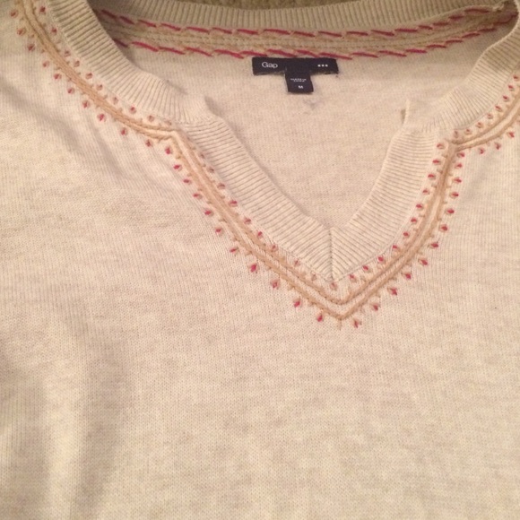 gap sweater - Picture 2 of 2