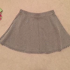 Black and white mini skirt