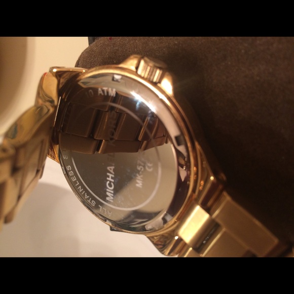 Michael Kors watch - Picture 2 of 4