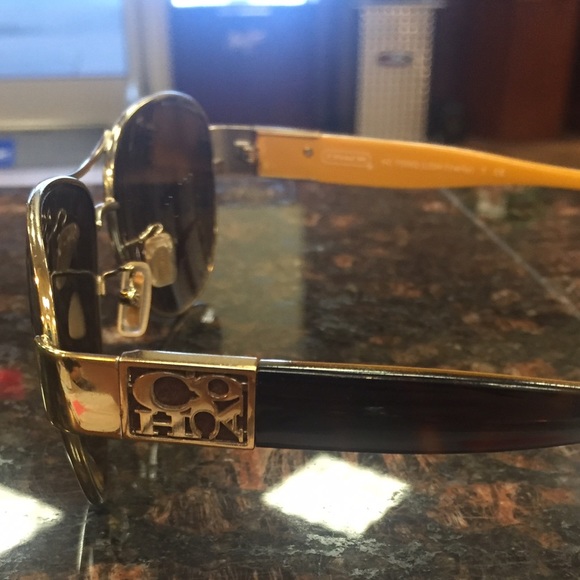 Authentic Coach Sunglasses - Picture 3 of 4