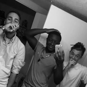 Meet your Posher, Nicholas