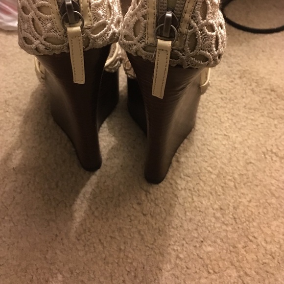 Bebe heels - Picture 4 of 4