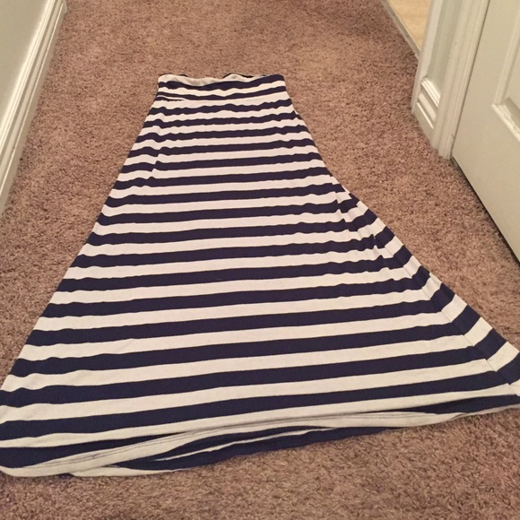 Maxi skirt