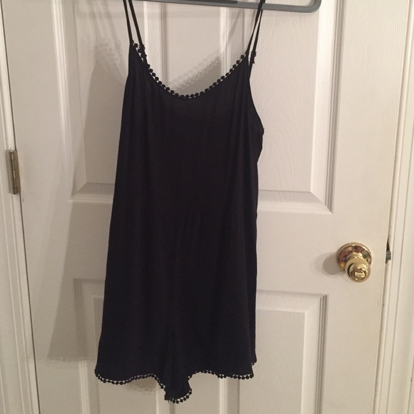 LA Hearts PacSun black romper - Picture 1 of 3